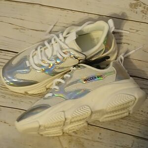 Madden NYC Holographic Dad Sneakers White And Silver Size 5